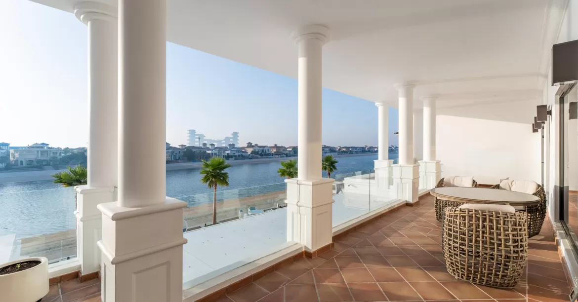 Signature Villas Frond C
