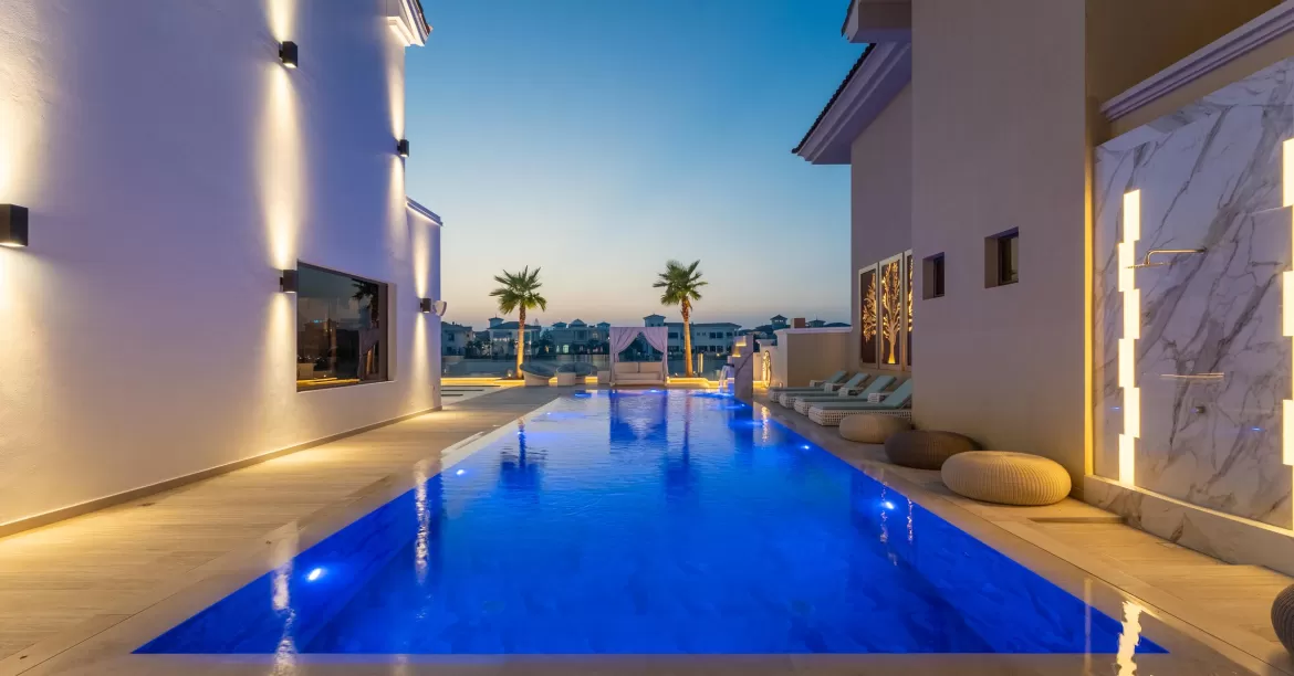 Signature Villas Frond C