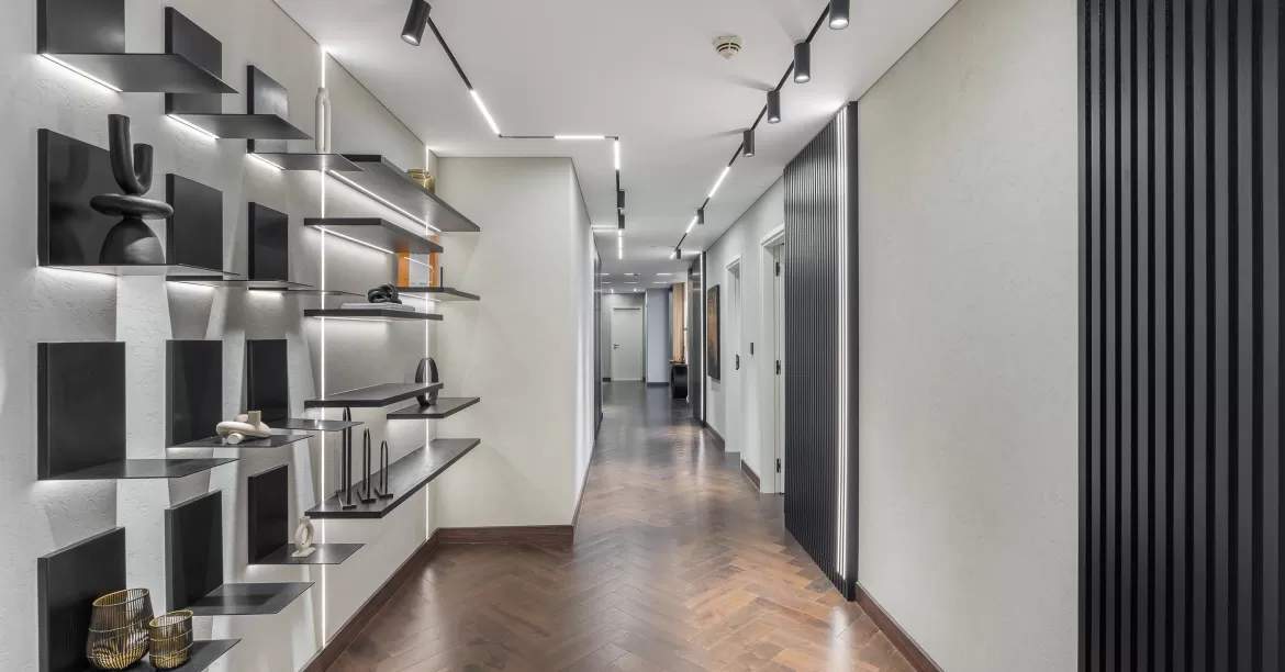 Fully Upgraded Penthouse Apartment | Private Pool
