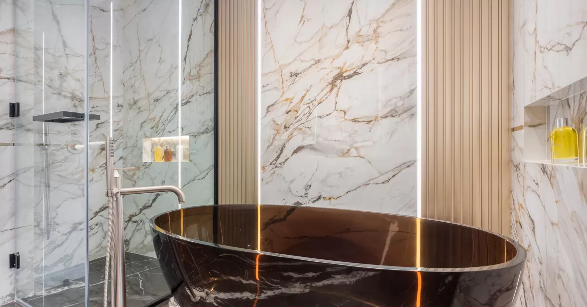 Fully Upgraded Penthouse Apartment | Private Pool