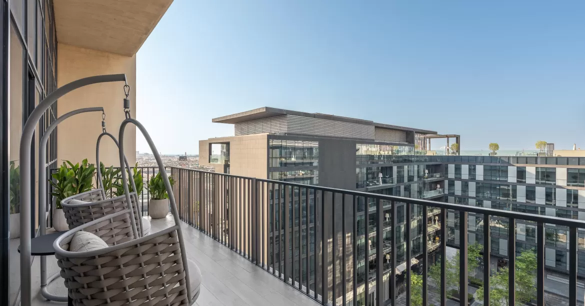 Fully Upgraded Penthouse Apartment | Private Pool