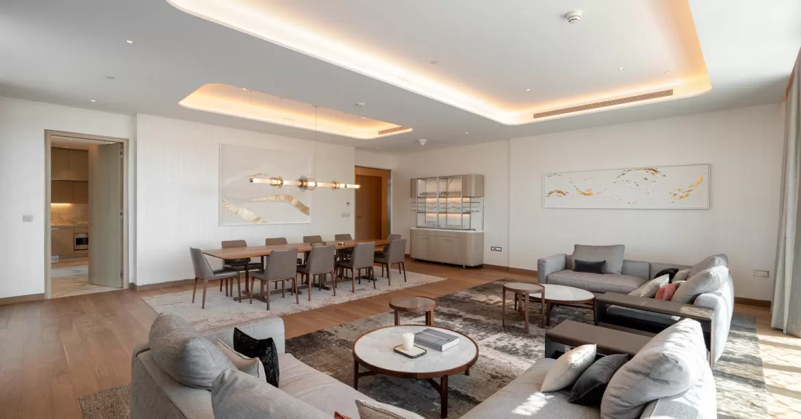 Four Seasons Private Residences