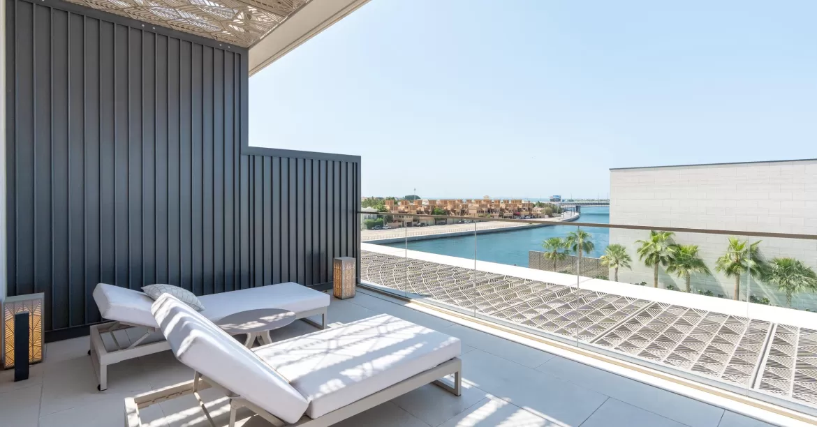 Four Seasons Private Residences