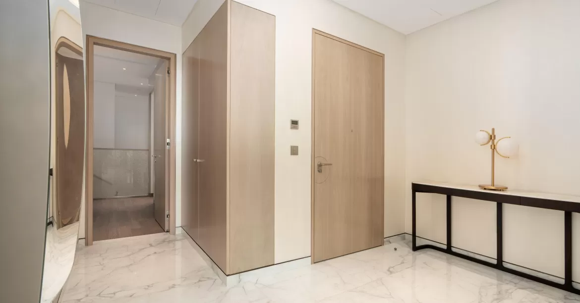 Four Seasons Private Residences