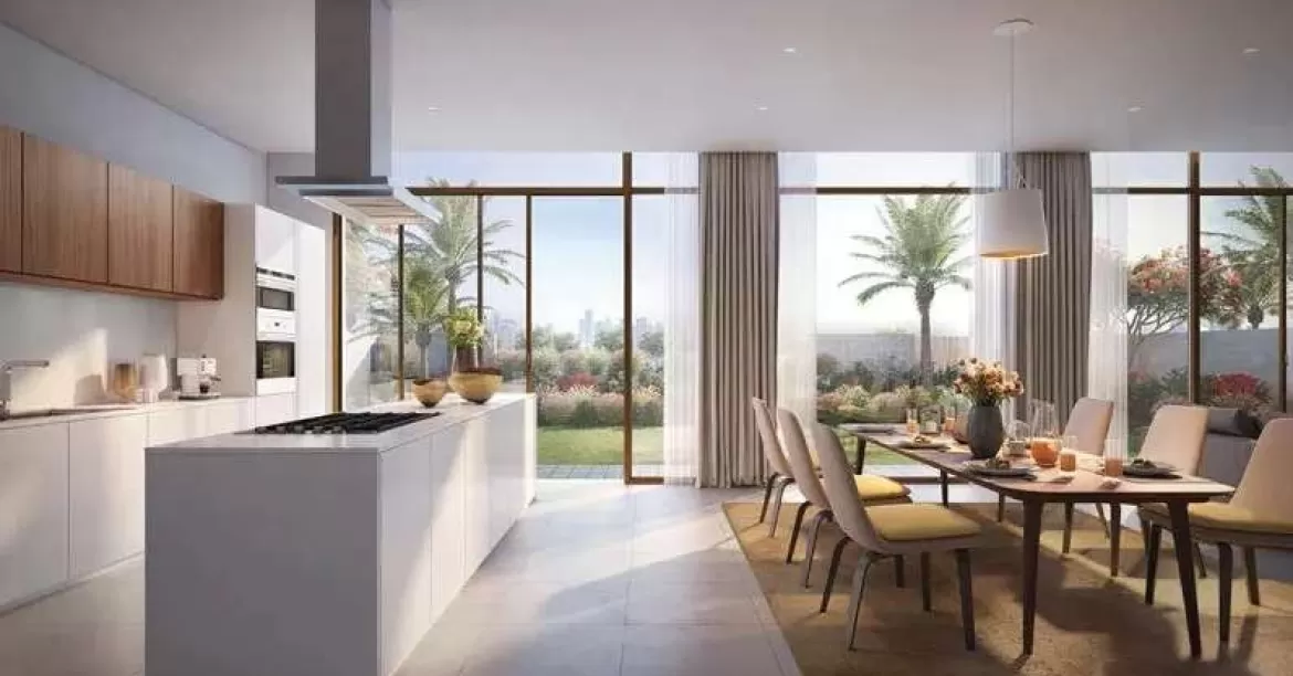 Luxurious 6 Bedroom | Beach Access | Multiple Parking