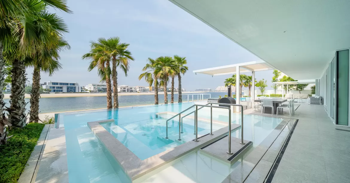 Signature Villas Frond I